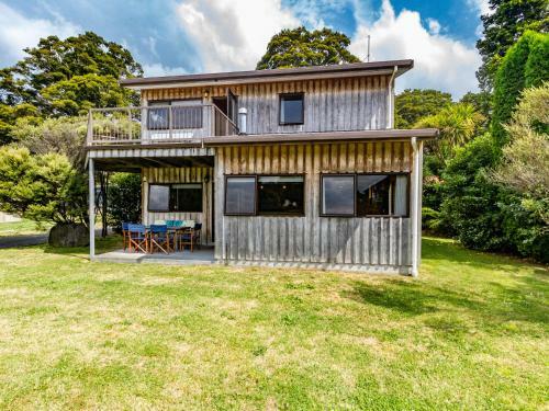 The Hut Retreat - Ohakune Holiday Home