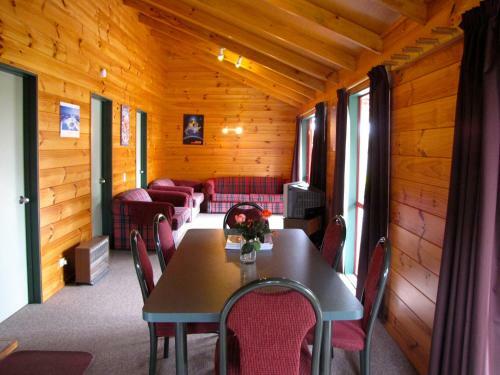 Alpine Cabin - Ohakune Holiday Home