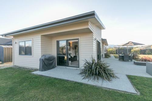 Slice Of Pisa - Cromwell Holiday Home