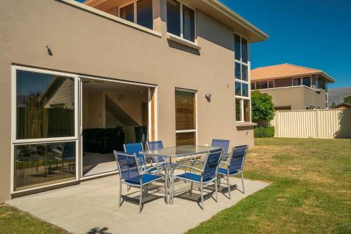 Southern Belle - Cromwell Holiday Home