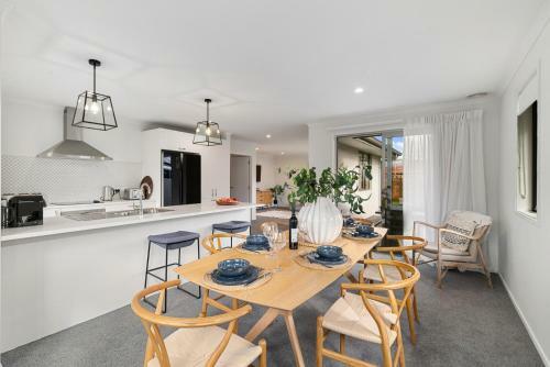Alpha'n'est - Cromwell Holiday Home