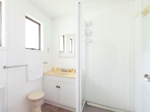 Bayview At Snells - Snells Beach Holiday Home