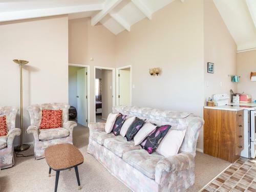 Bayview At Snells - Snells Beach Holiday Home