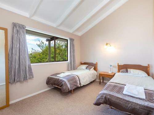 Bayview At Snells - Snells Beach Holiday Home