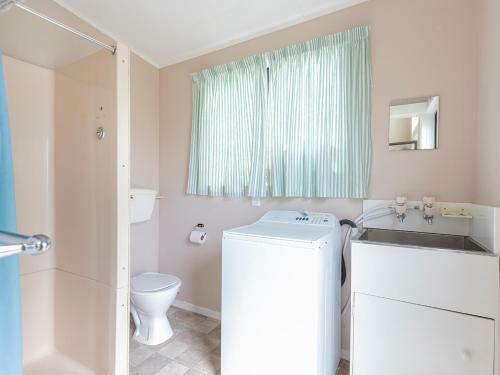 Bayview At Snells - Snells Beach Holiday Home