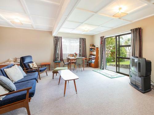 Bayview At Snells - Snells Beach Holiday Home