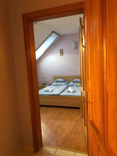 Krist�ly Apartmanh�z