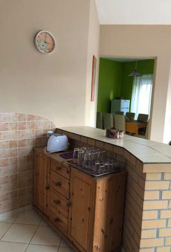 Krist�ly Apartmanh�z