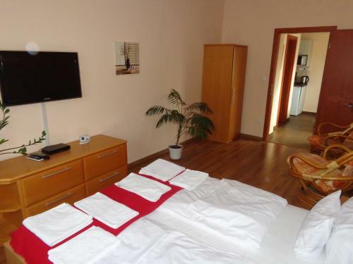 Nyirfa Apartmanh�z