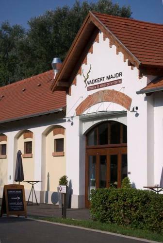 Bed & Breakfast Vadkert Major
