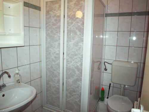 Hostal �jsziget Vend�gh�z