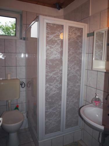 Hostal �jsziget Vend�gh�z