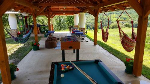 Bed & Breakfast P�los Resort