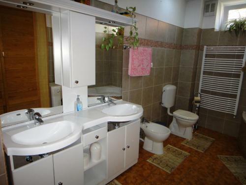 Marcsi Apartmanh�z