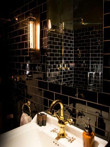 The Royal Hotel Featherston - Boutique Hotel