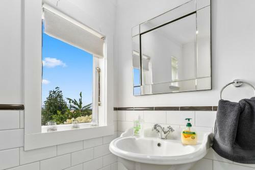 The Cottage - Te Puke Holiday Home