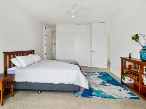 Mana Sarovar - Designer Lake Tarawera Holiday Home