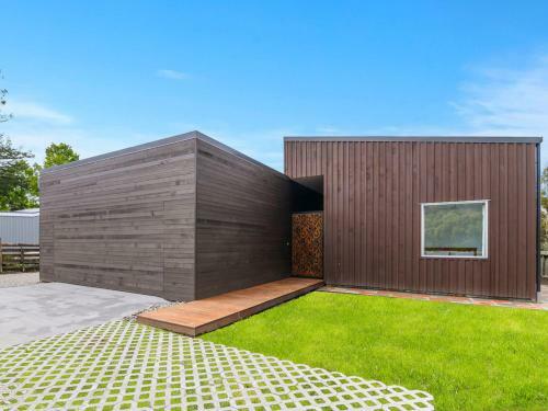 Mana Sarovar - Designer Lake Tarawera Holiday Home