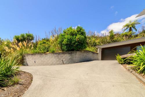 Flaxwater Bach - Lake Tarawera Holiday Home