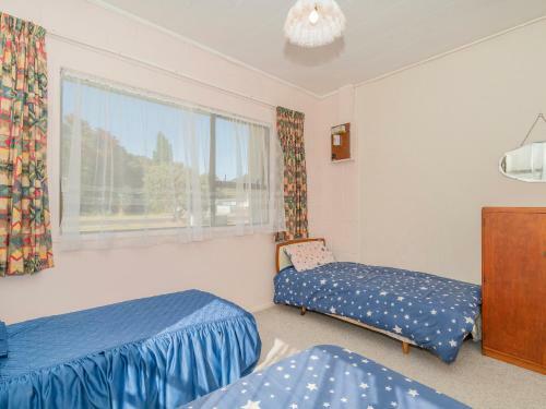 Cosy At Cooks - Cooks Beach Downstairs Holiday Unit