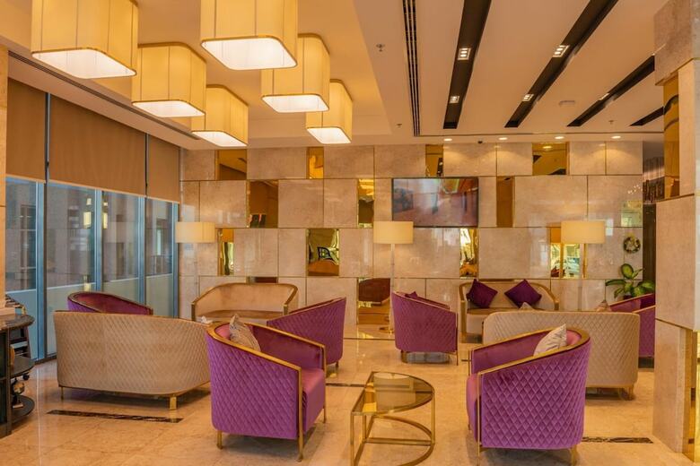 Royal Crown Hotel