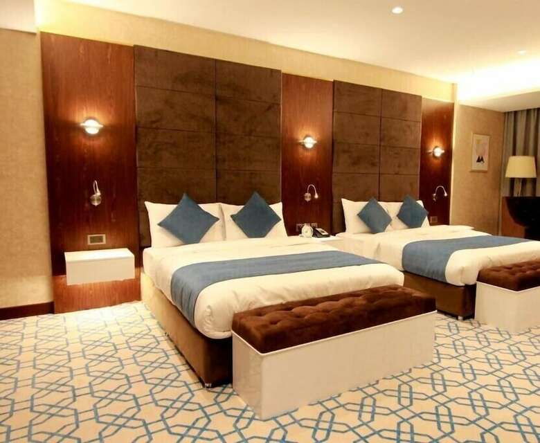 Royal Crown Hotel