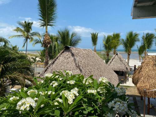 Bed & Breakfast San Carlos Surf Resort & Eco Lodge