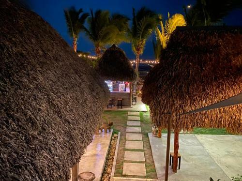 Bed & Breakfast San Carlos Surf Resort & Eco Lodge
