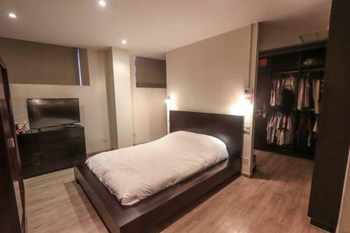 C�modo Apartamento En Casa Urrutia By The Perfect-host