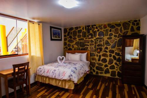 Hostal Room In Lodge - Hotel With Mountain Views With Two Terraces