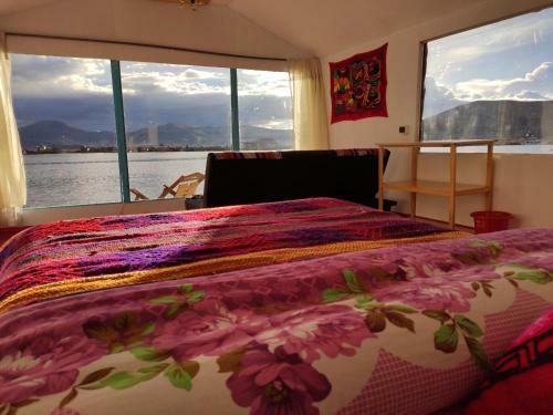 Agroturismo Uros Quechua`s Lodge Titicaca