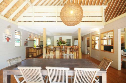 #7 Beach Villa Bliss By Tahiti Villas