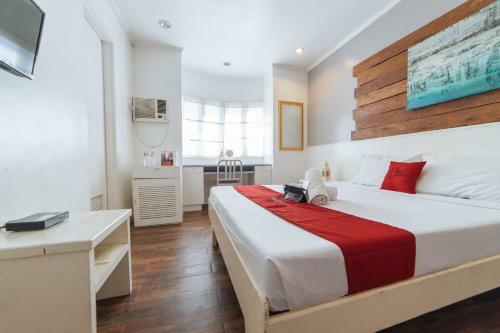 Hotel Reddoorz Plus @ Altaroca Antipolo