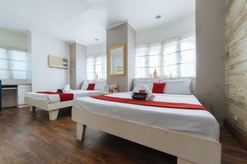 Hotel Reddoorz Plus @ Altaroca Antipolo