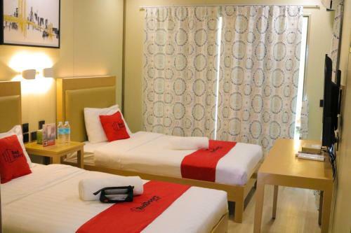 Hotel Reddoorz Plus @ As Fortuna Cebu