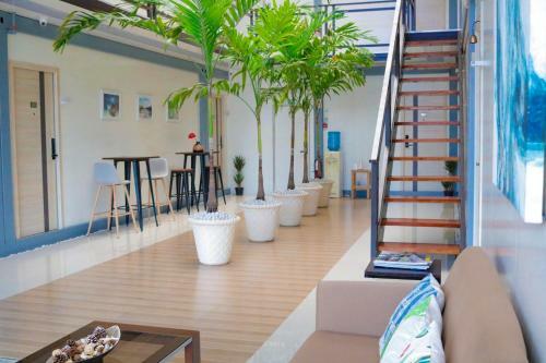 Hotel Reddoorz Plus @ As Fortuna Cebu