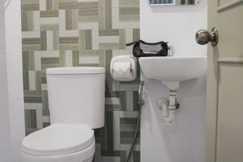 Hotel Reddoorz Premium @ Wireless Mandaue Cebu