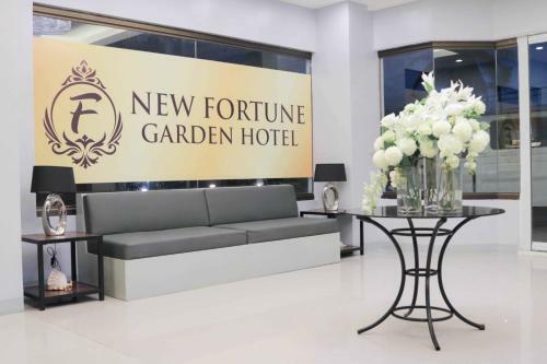 Hotel Reddoorz Premium @ Wireless Mandaue Cebu