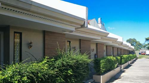 Hotel Reddoorz Premium @ Wireless Mandaue Cebu
