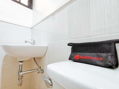 Hotel Reddoorz Plus Near Ateneo de Davao