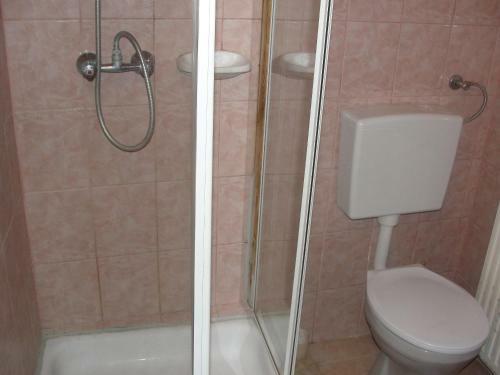 Zanati Apartmannh�z