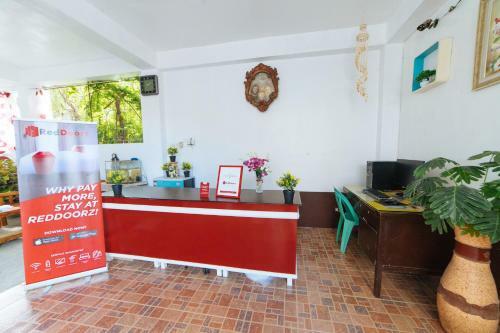 Hotel Reddoorz @ Pag Asa Rawis Legaspi