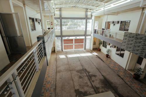 Hotel Oyo 645 Ljenj Apartelle