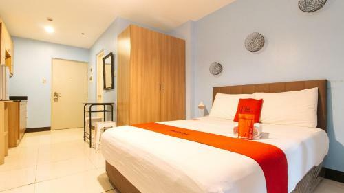 Hotel Reddoorz Plus @ Kamuning Quezon City