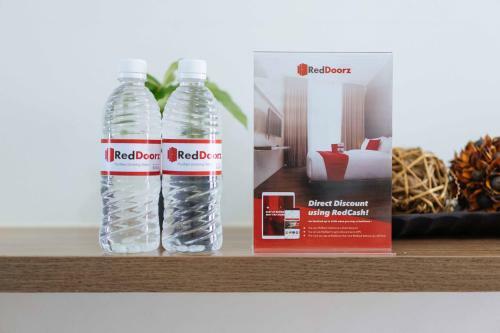 Hotel Reddoorz Plus @ Urban Deca Tondo Manila