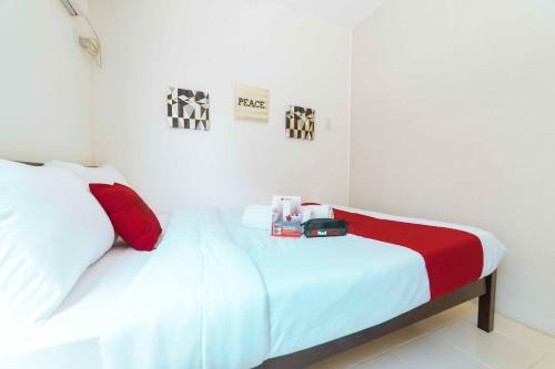 Hotel Reddoorz Plus @ Urban Deca Tondo Manila
