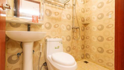 Hotel Reddoorz Plus @ Winter Benitez Cubao