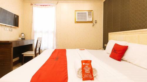Hotel Reddoorz Plus @ Winter Benitez Cubao