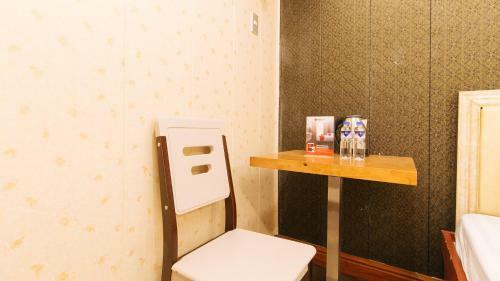 Hotel Reddoorz Plus @ Winter Benitez Cubao
