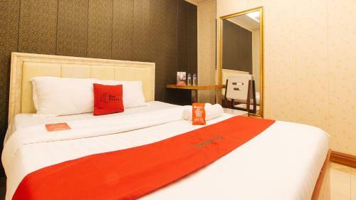 Hotel Reddoorz Plus @ Winter Benitez Cubao